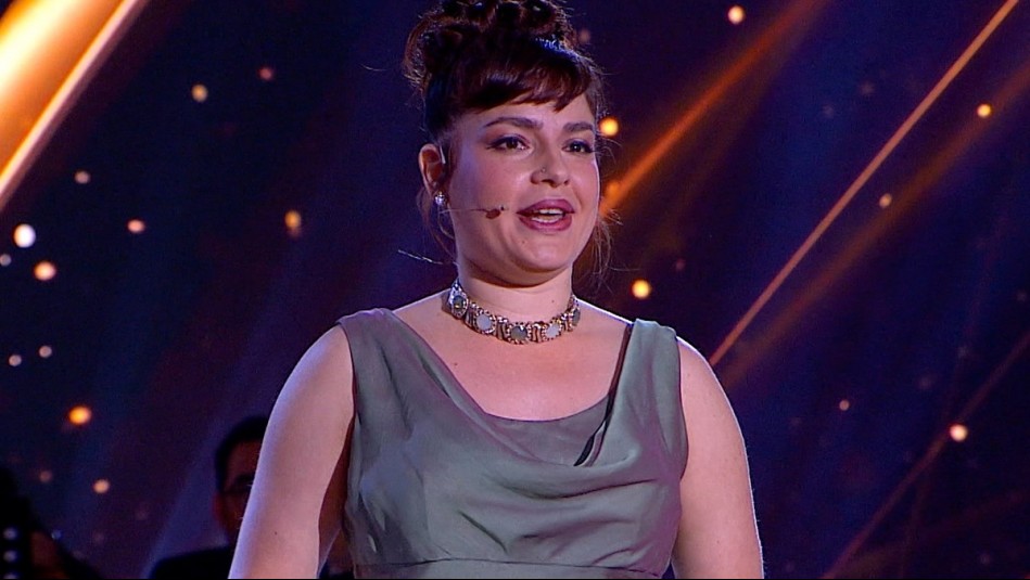 Lis La Cubana mezcló canciones y graciosas anécdotas en su divertida rutina final en Coliseo