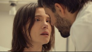 Con apasionado beso: Javiera le confiesa sus sentimientos a Manuel en Reunión de Superados