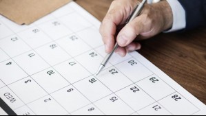 Hay seis fines de semana largos: Esta es la lista completa de feriados para Chile en 2026