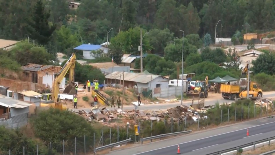 Desalojan y demuelen toma en límite de Quilpué y Villa Alemana: Detuvieron a una persona
