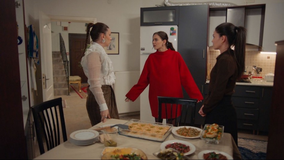 Avance extendido de Corazón Negro: Melek defenderá a Sevilay de las críticas