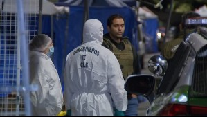 Balacera en Barrio Meiggs deja cuatro 'cuidadores' de toldos azules heridos: Uno en riesgo vital