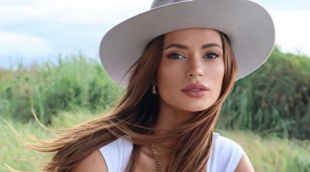 Julia Fernandes es víctima de un robo en Santiago: Su celular terminó en conocida zona de la capital