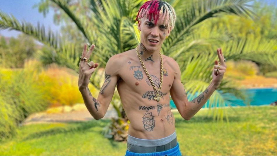 'Mataron a mi sangre': Marcianeke sufre y llora dura pérdida de querido amigo