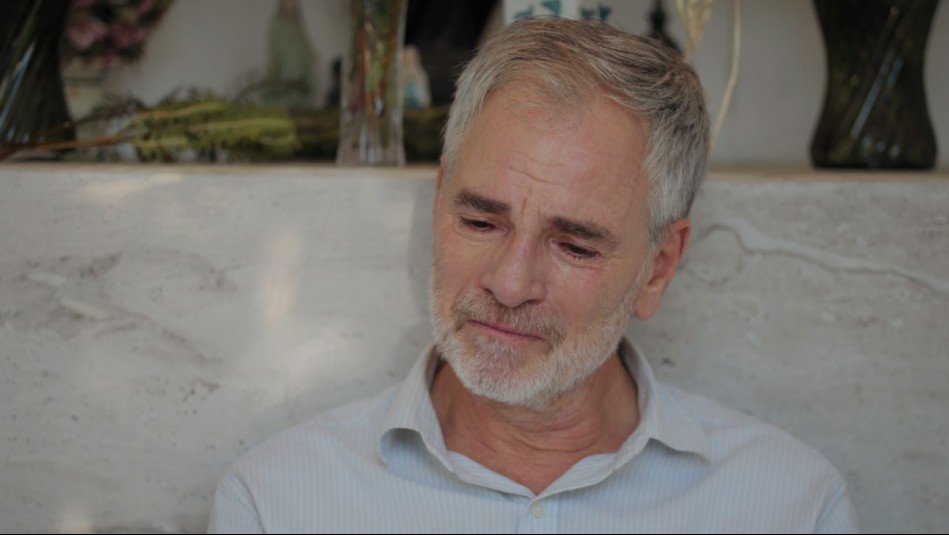 Aguas de Oro - Capítulo 88: El triste desahogo de Carlos