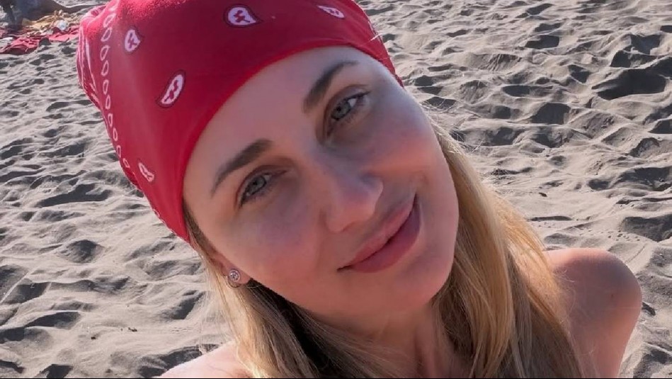 'La vida es mejor en traje de baño': Gissella Gallardo se deleita en la playa con bikini bubblegum pink