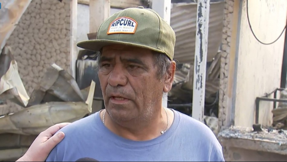 'No hay ni un serrucho': El desesperado llamado de ayuda de damnificado por incendios en Lirquén