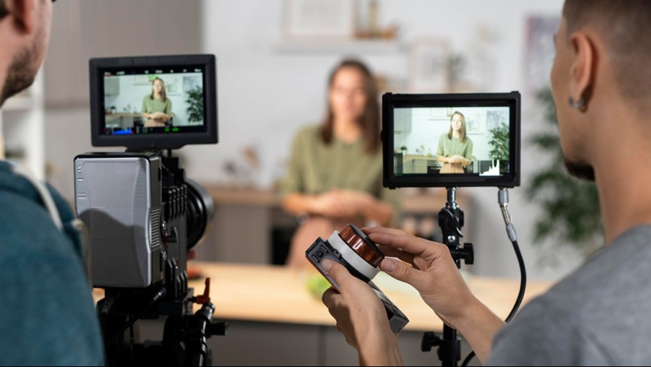 Megashorts: ¿Qué son las teleseries verticales?