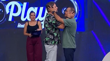 Terminó con un tierno beso: Daniel Valenzuela le da su apoyo a Pelao Rodrigo tras perder cinco capítulos