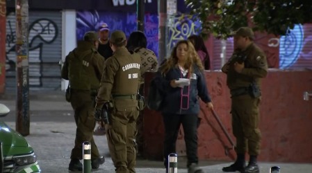 La noche más violenta del año en Santiago: Un asesinato y heridos graves en la capital