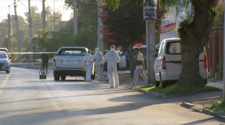 Delincuente muere atropellado por hombre que intentó defender a su esposa de un portonazo en Maipú
