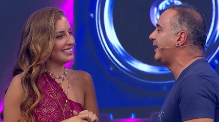 "Tiene lo suyo, pero le falta lo mío": El intenso coqueteo de Daniela Castro y Pelao Rodrigo en Dale Play