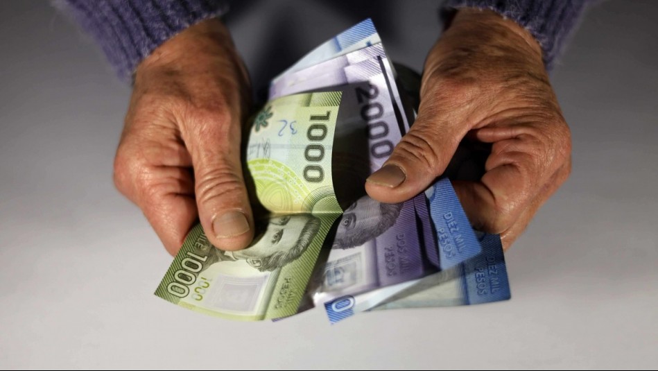 ¡Subió la PGU! Revisa cuál es el nuevo monto del beneficio