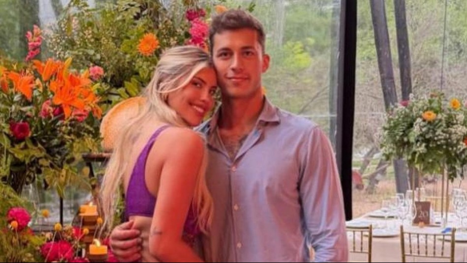 Una pareja enamorada: Las románticas postales al atardecer de Coté López y Lucas Lama