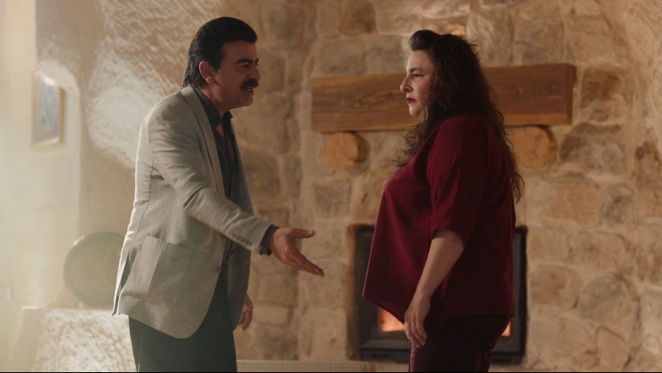 Corazón Negro - Capítulo 133: La relación de Hikmet y Halil se tambalea