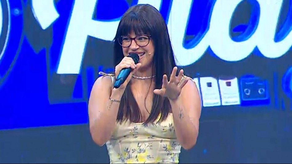 Karla Melo se luce en Dale Play Verano cantando 'Suavamente' de Elvis Crespo