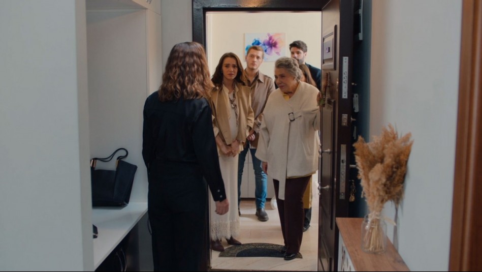 Corazón Negro - Capítulo 136: Los Sansalan buscan el perdón