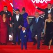 El elenco de Detrás del Muro también dijo presente en la Gala de Viña 2026, llevando humor y cercanía a la alfombra roja del Sporting Club.