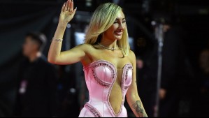Fran Maira deslumbró en la Gala del Festival de Viña 2026 con espectacular vestido rosado y profundo escote