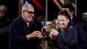 Se la entregó su esposo en el escenario: Gloria Estefan recibe la Gaviota de Oro en Viña 2026