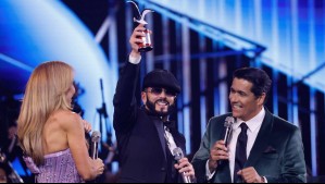 Con orquesta sinfónica: Yandel recibe la Gaviota de Plata y Oro tras espectacular show en Viña 2026
