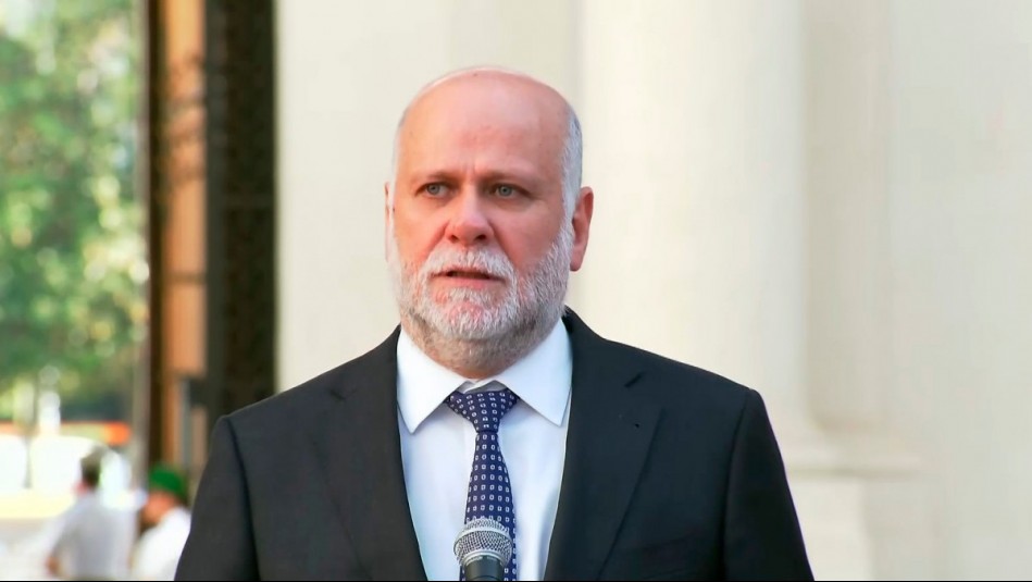 'Habemos muchos testigos': Ministro Elizalde asegura que Kast admitió llamada de Boric por cable chino