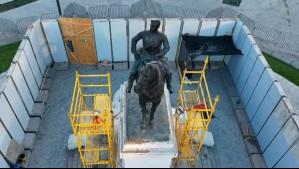 Tras casi cinco años de ausencia: Estatua del general Baquedano regresó a Plaza Italia