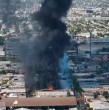 Conoce acá detalles del incendio que afectó la mañana de este martes a dos empresas en Barrio Franklin.