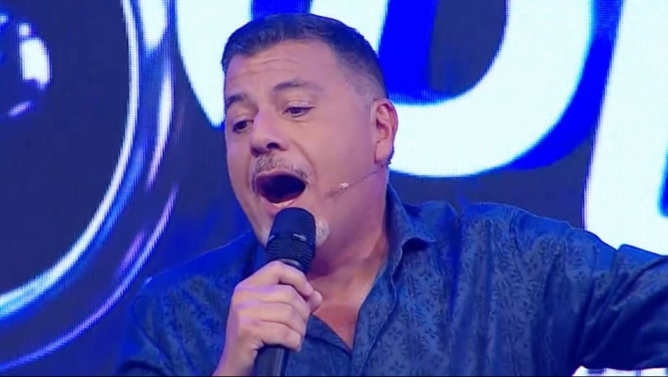 Estuvo a punto de lograr puntaje perfecto: Beto Espinoza sacó aplausos en Karaoke Recargado de Dale Play