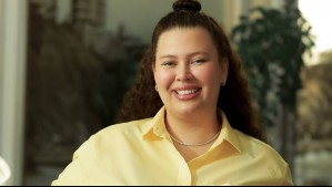 Vaporoso y asimétrico: Los detalles del romántico vestido de Michelle Carvalho en un matrimonio de día