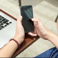 Se acerca el horario de invierno: Cómo cambiar la hora en iOS y Android paso a paso