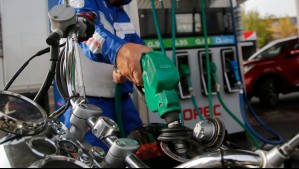 Nuevo golpe al bolsillo: Combustibles volverían a subir y la UF podría superar los $40 mil