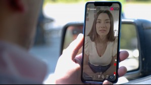 'Si me llega a pasar algo...': Ignacia realizó transmisión para acusar públicamente a su padre en EJDO