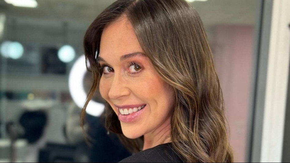 Un tierno momento musical: Vale Roth comparte registro de su hija Antonia en el piano