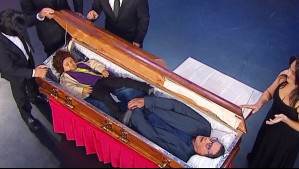Terminó dentro del ataúd: La insólita despedida de 'Neme' en sketch sobre el funeral de Pancho Saavedra