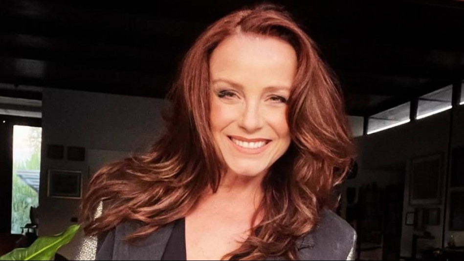 Fans de Claudia Conserva aman su nueva 'melena otoñal' y sus botas metalizadas: '¡Fuera de control!'