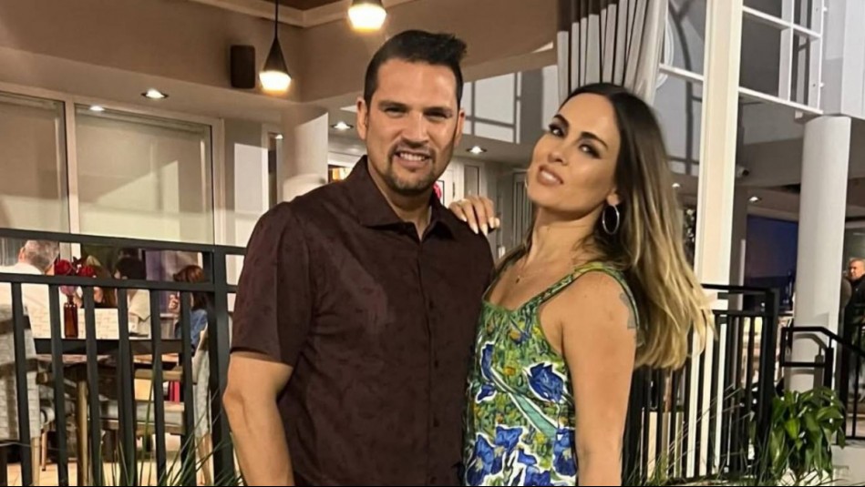 Los jocosos intentos fallidos de Maura Rivera y Mark González por 'montar un toro'