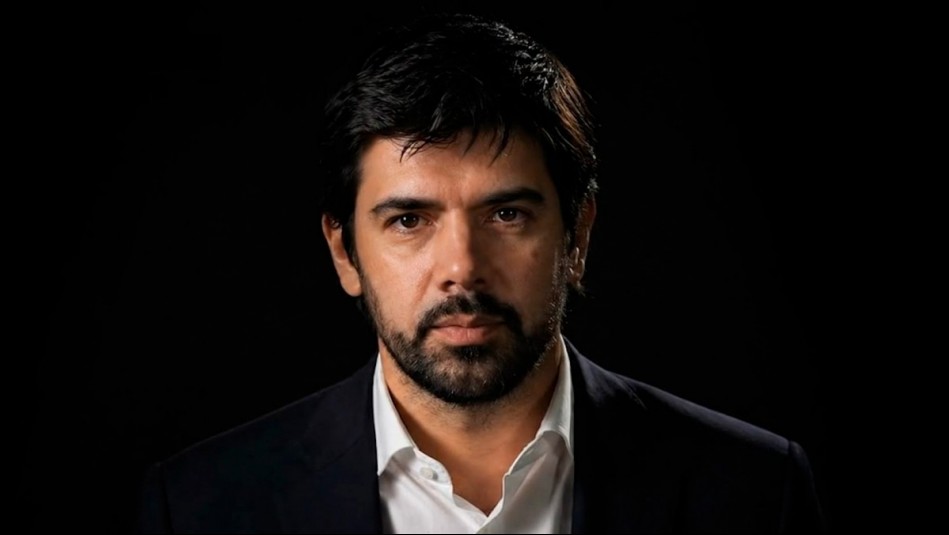$104 millones y 'purga política': Los audios y facturas falsas que acorralan a Joaquín Lavín León