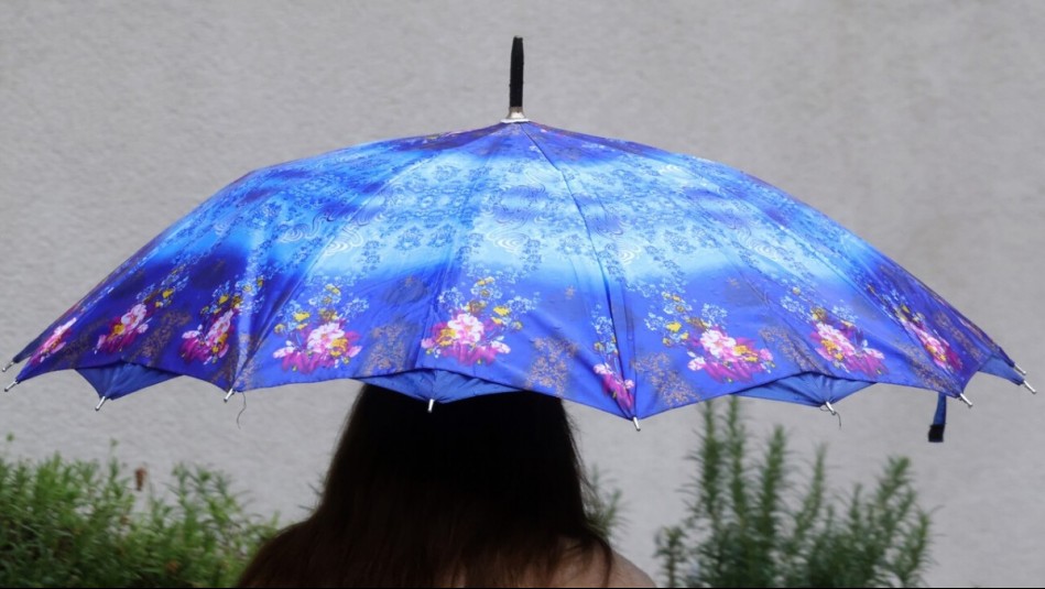 ¿A qué hora comienza la lluvia en Santiago este miércoles?