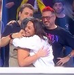 Este miércoles, en Dale Play, Mariela Sotomayor protagonizó un emotivo momento al sorprender a una concursante con un noble gesto.