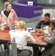 En el capítulo 129 de El Internado, Agustina Pontoriero se mostró bastante molesta con Luis Mateucci y se lo hizo saber.