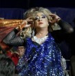 Uno de los momentos más divertidos del nuevo capítulo de Acceso a lo Nuestro se vivió cuando Fernando Godoy se transformó en \\\'mujer\\\' para sumarse al espectáculo del emblemático Circo Timoteo.
