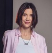 En Reunión de Superados, Javiera (Daniela Ramírez) no pasa por un buen momento económico tras su separación con Max (Álvaro Espinoza).