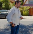 En el capítulo 297 de El Jardín de Olivia, Karina (Jacinta Rodríguez) notó que un auto la seguía sospechosamente y tuvo miedo de que Luis Emilio (Alejandro Trejo) volviera a atacar. Sin embargo, quien se bajó del vehículo era alguien inesperado.