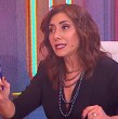 En los mejores momentos de Detrás del Muro, Chofi protagonizó un divertido sketch mientras veía televisión con el cabo Tapia y su madre, miranto atentamente a Carmen Gloria Arroyo.