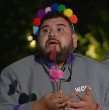 En el capítulo 142 de El Internado, antes de elegir a su eliminado en la Asamblea del Fuego, Luis Mateucci reaccionó indignado al voto de Otakin hacia Camila Nash y no para Arenita.