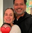 Mira acá la emotiva dedicatoria de Alison Mandel para su hija junto a Pedro Ruminot.