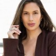 En su cuenta de Instagram, Vanesa Borghi encantó a sus seguidores al compartir una sesión de fotos en la que usó un romántico vestido con botas rojas altas.