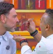 El equipo de Mucho Gusto vivió un hilarante momento durante la sección de cocina con el chef Enrique Araya.