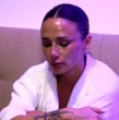 En el primer capítulo de Volverías con tu ex? 2, La Guarén y Nicolás Solabarrieta tuvieron una tensa conversación sobre su relación amorosa donde ella terminó llorando desconsoladamente.
